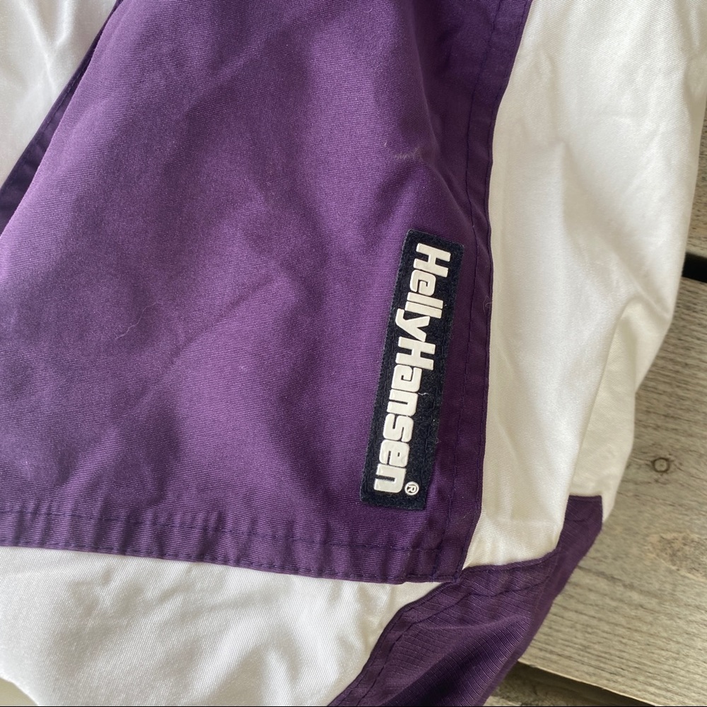 Helly Hansen White and Purple Ski Jacket - Picture 10 of 16